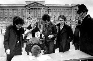 sex pistols firmando contrato