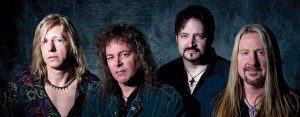 Y&T '15. Izda-dcha: Brad Lang, Dave Meniketti, Mike Vanderhule, John Nymann